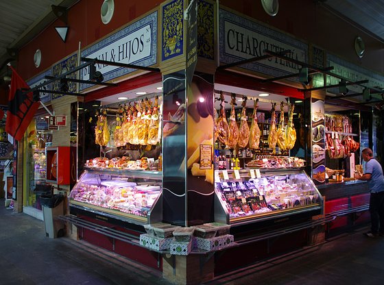 Tapas and Tradition: a Gastronomic Tour of Seville