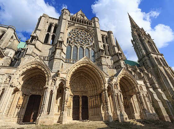 Half-Day Chartres Cathedral Day Trip from Paris
